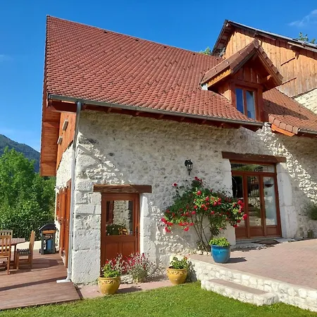 En Chartreuse *